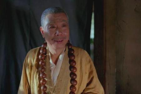 香港风水大师_午马主演是一个和尚